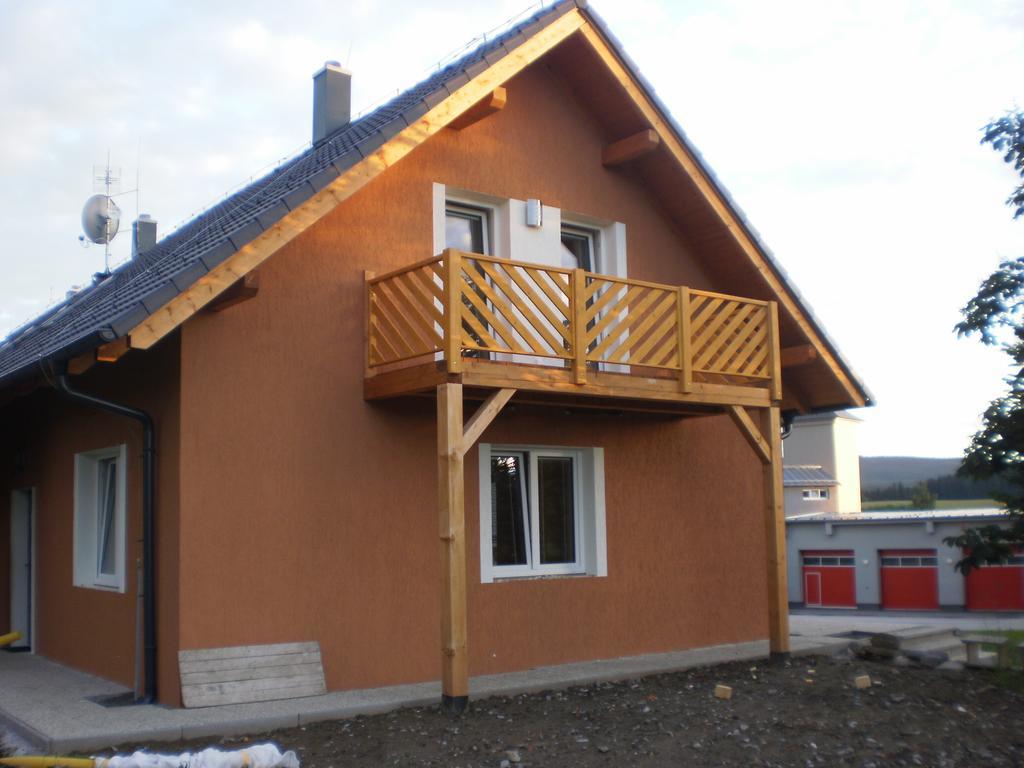 Apartmany Eva Frymburk Bagian luar foto