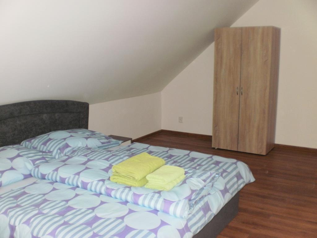 Apartmany Eva Frymburk Bagian luar foto