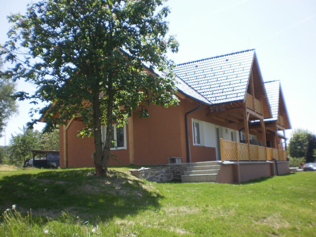 Apartmany Eva Frymburk Bagian luar foto